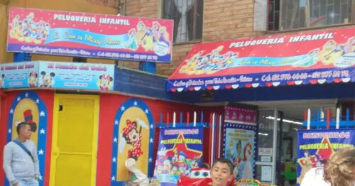 PELUQUERIA INFANTIL EL CLUB DE MICKEY MOUSE PELUQUERIA INFANTIL EL CLUB DE MICKEY MOUSE